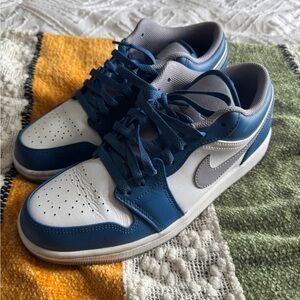 Nike Jordan 1 Low Sneakers